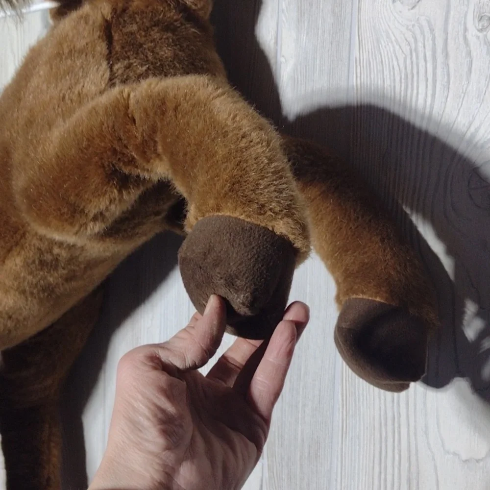 Big Plush Reindeer - Picture 4 of 11